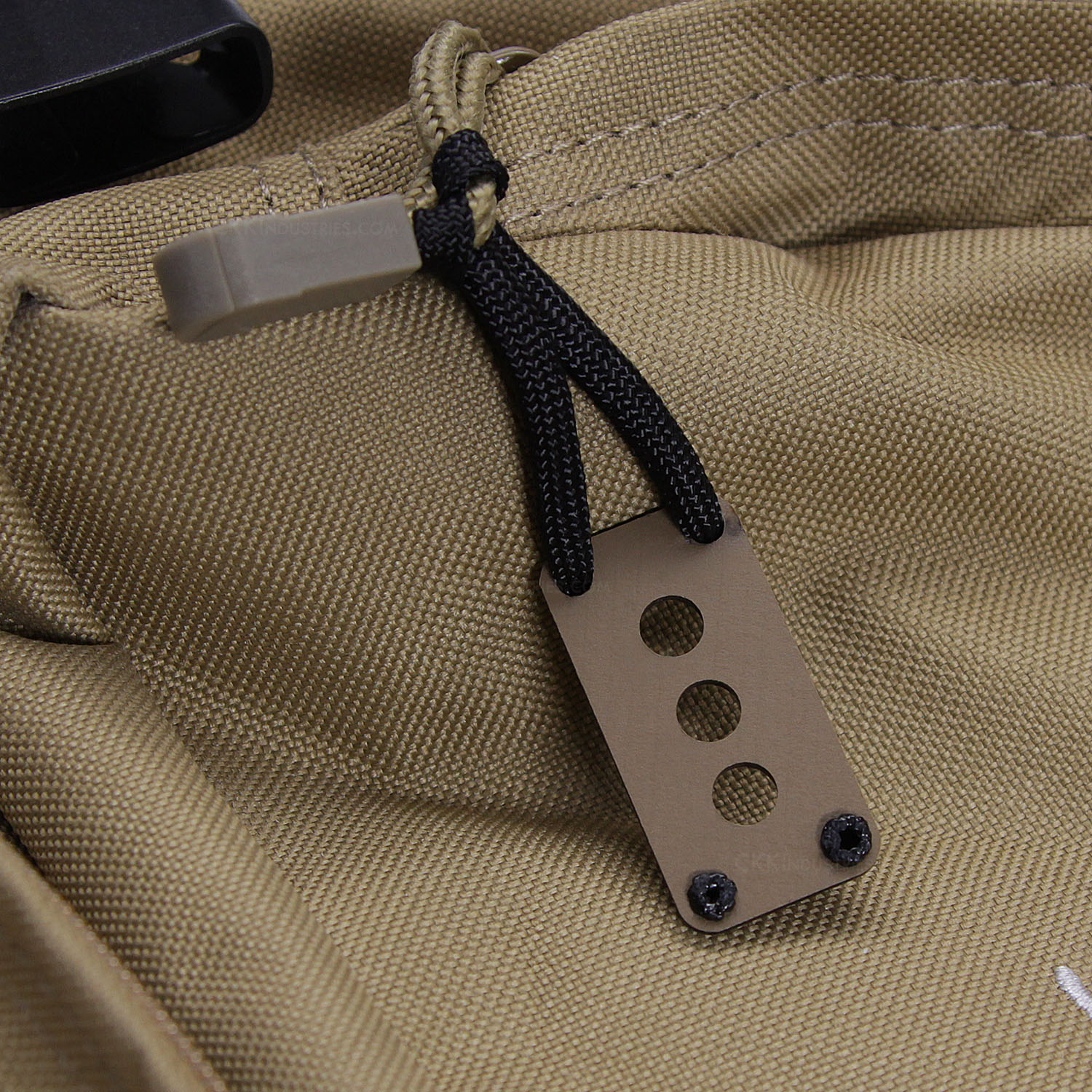 TEG-ZIPPULL-COY-1
